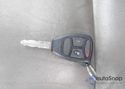 2006 Jeep Commander from USA, damaged, VIN 1J8HG48K16C208870